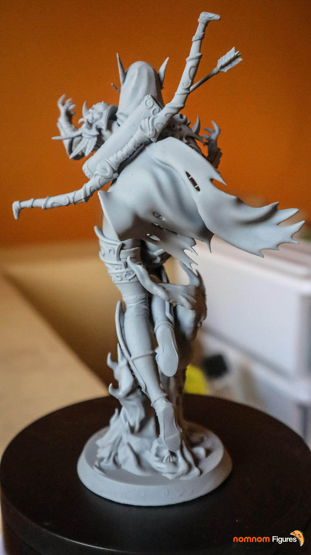 Stormclaw Huntress | 1/10 Unpainted Resin Kit Model