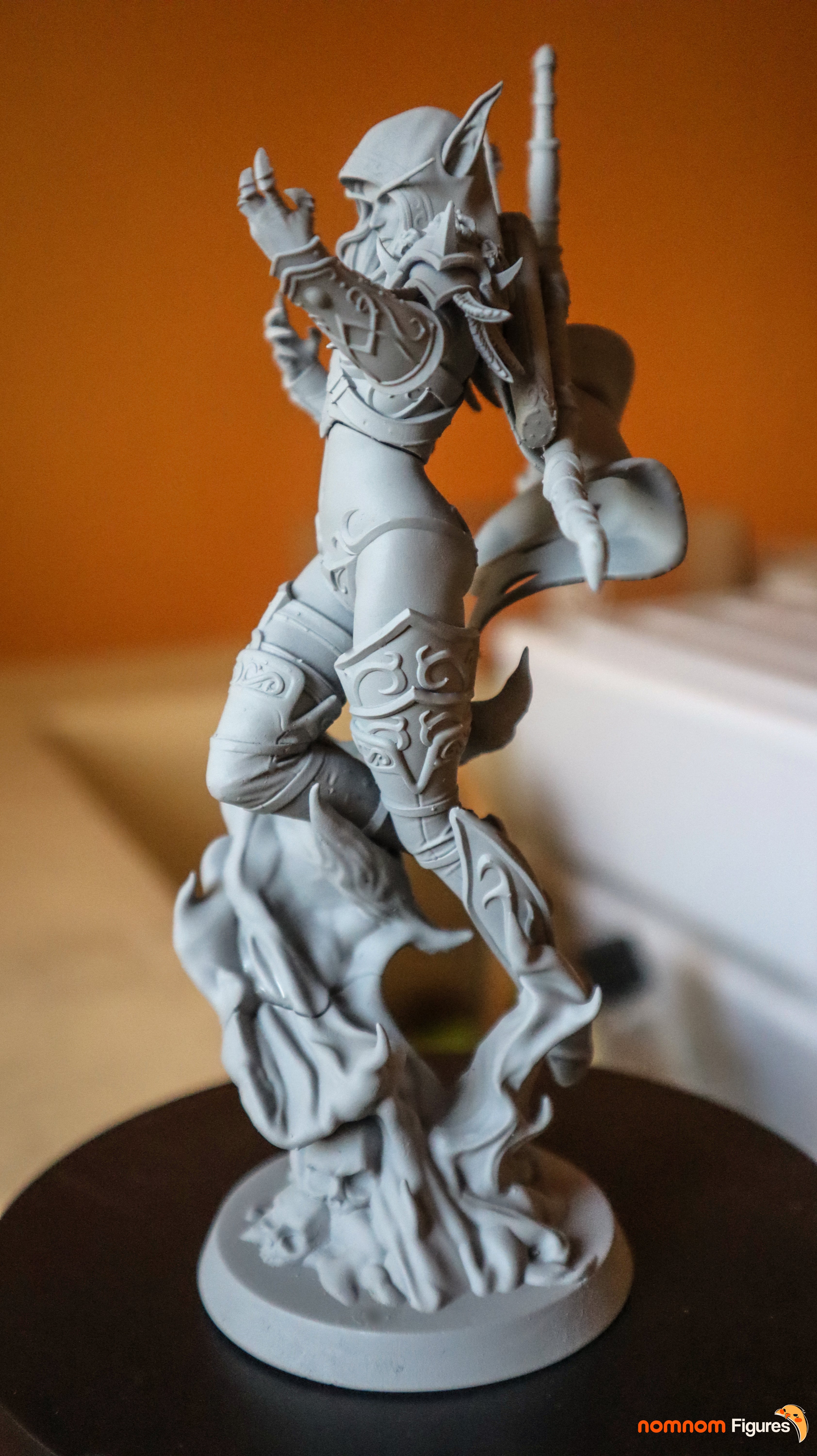 Stormclaw Huntress | 1/10 Unpainted Resin Kit Model