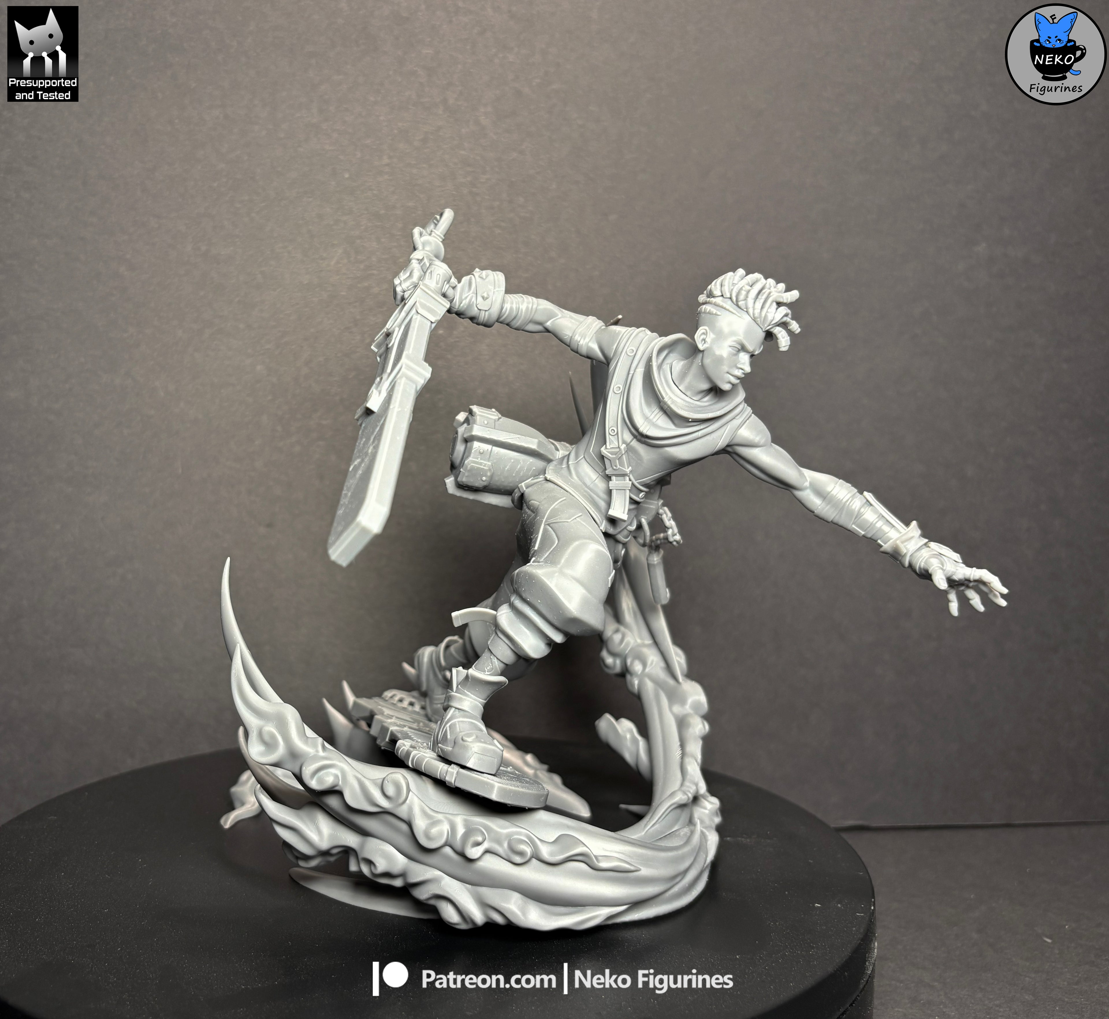 Hoverboard Energy Blade Warrior | 1/7 Unpainted Resin Kit