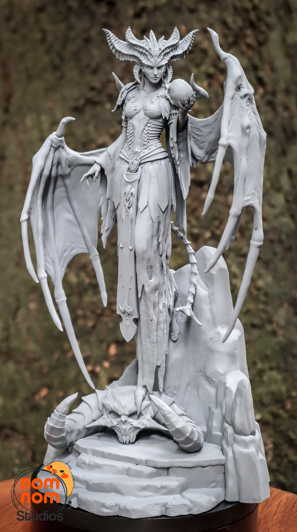 Abyssal Horned Sovereign | 1/10 Unpainted Resin Kit Model