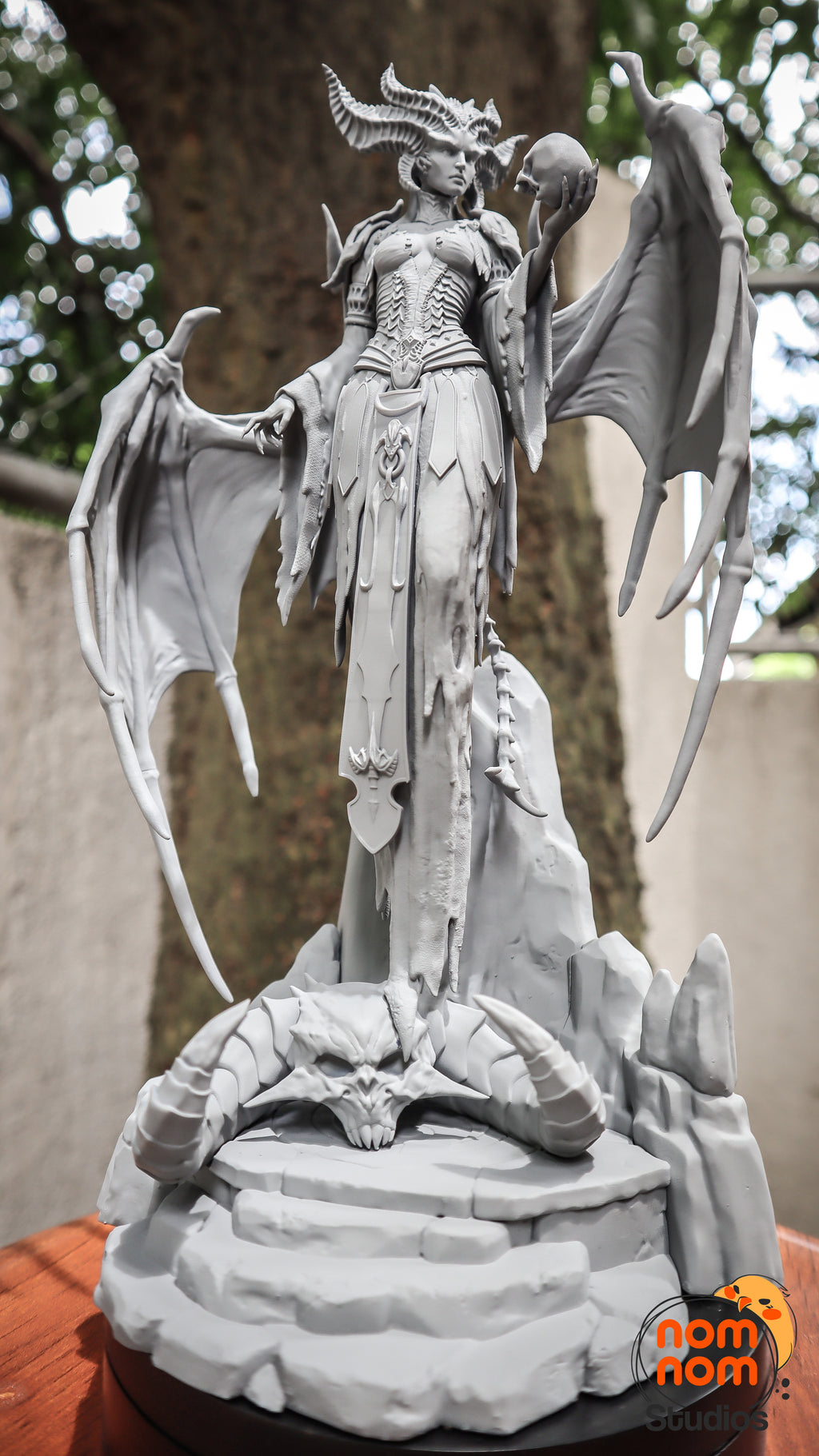 Abyssal Horned Sovereign | 1/10 Unpainted Resin Kit Model