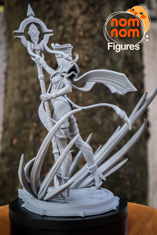 Celestial Crown Enchanter | 1/10 Unpainted Resin Kit Model