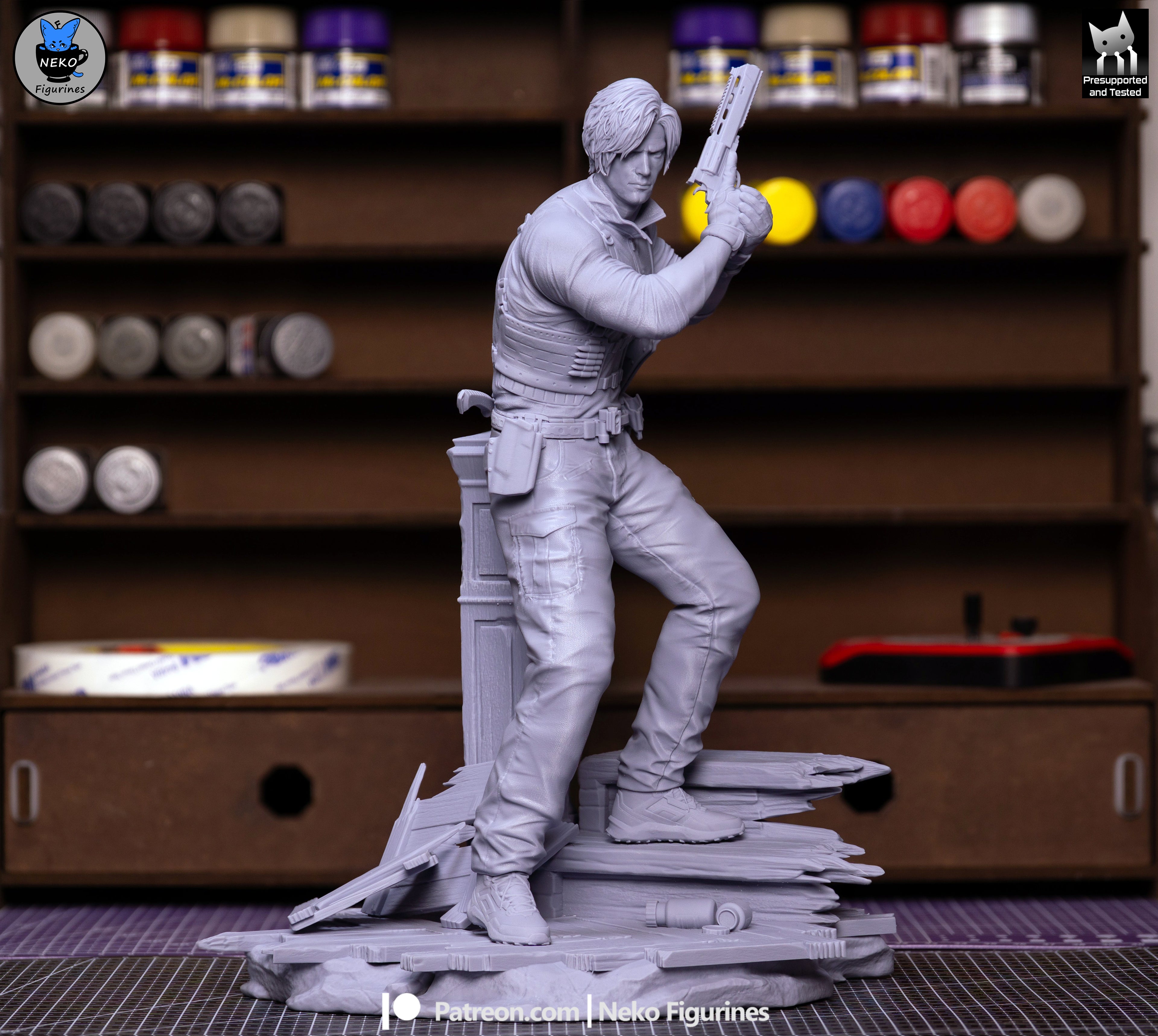 Ebony Vigil Warden | 1/7 Unpainted Resin Kit Model