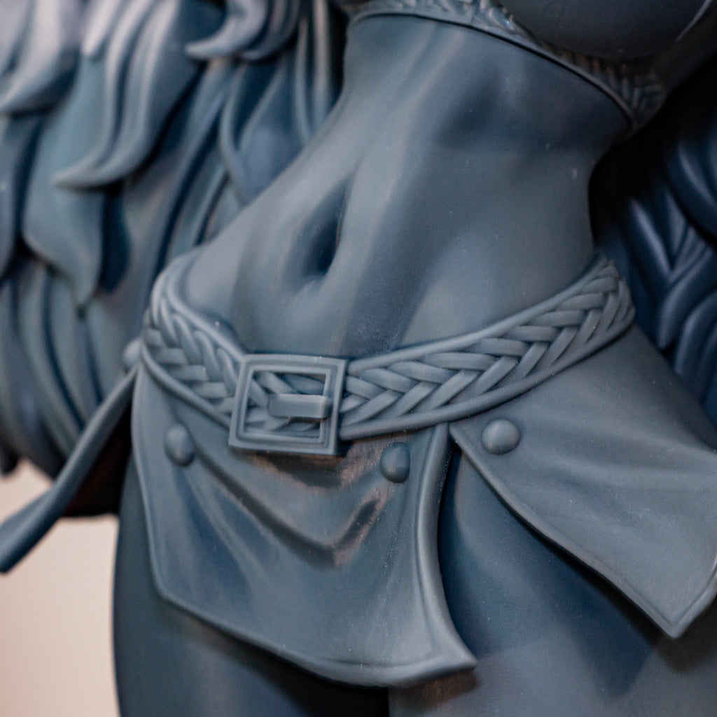 Flameheart Shieldmaiden | 1/8 Unpainted Resin Kit Model