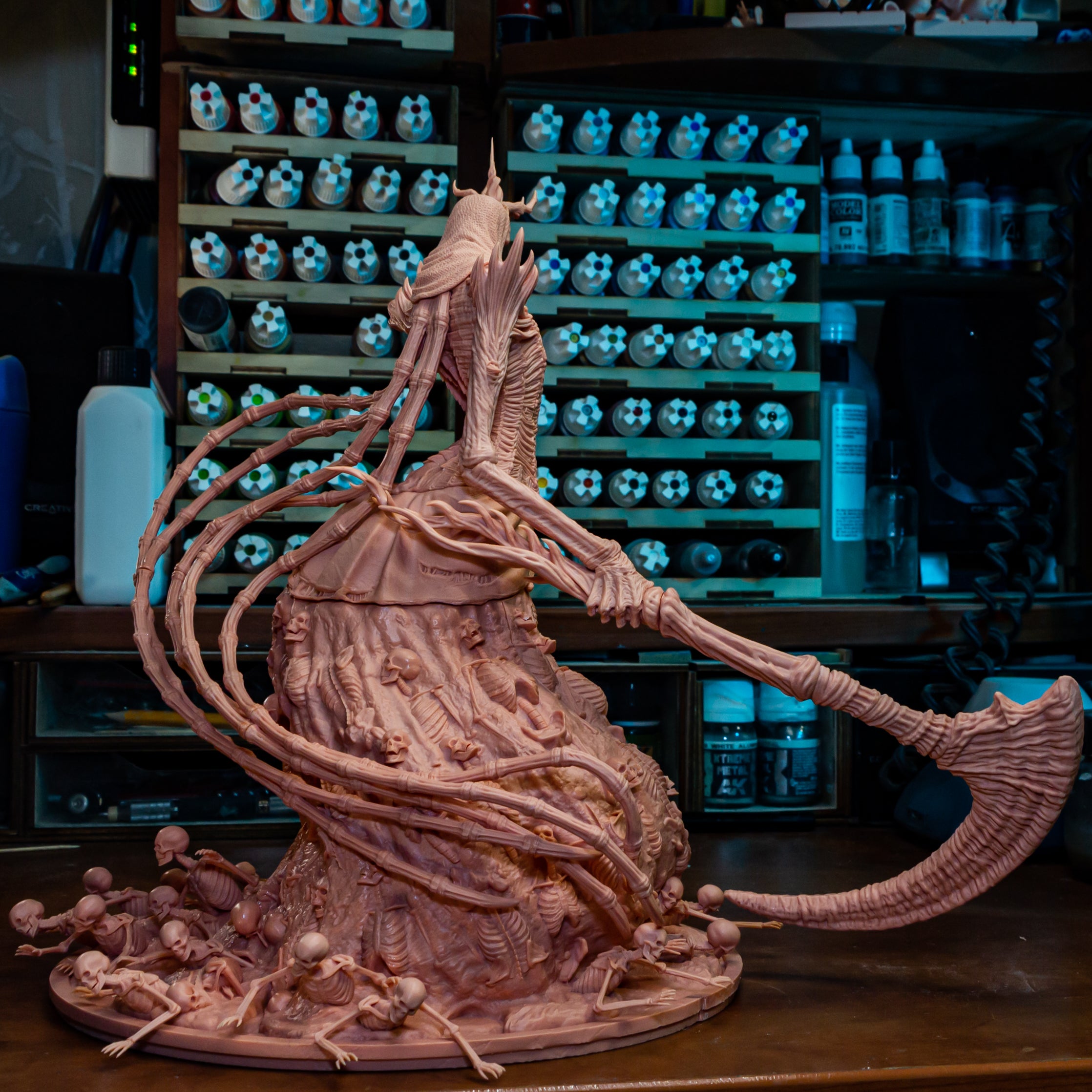 Veiled Bone Sovereign | 1/8 Unpainted Resin Kit Model