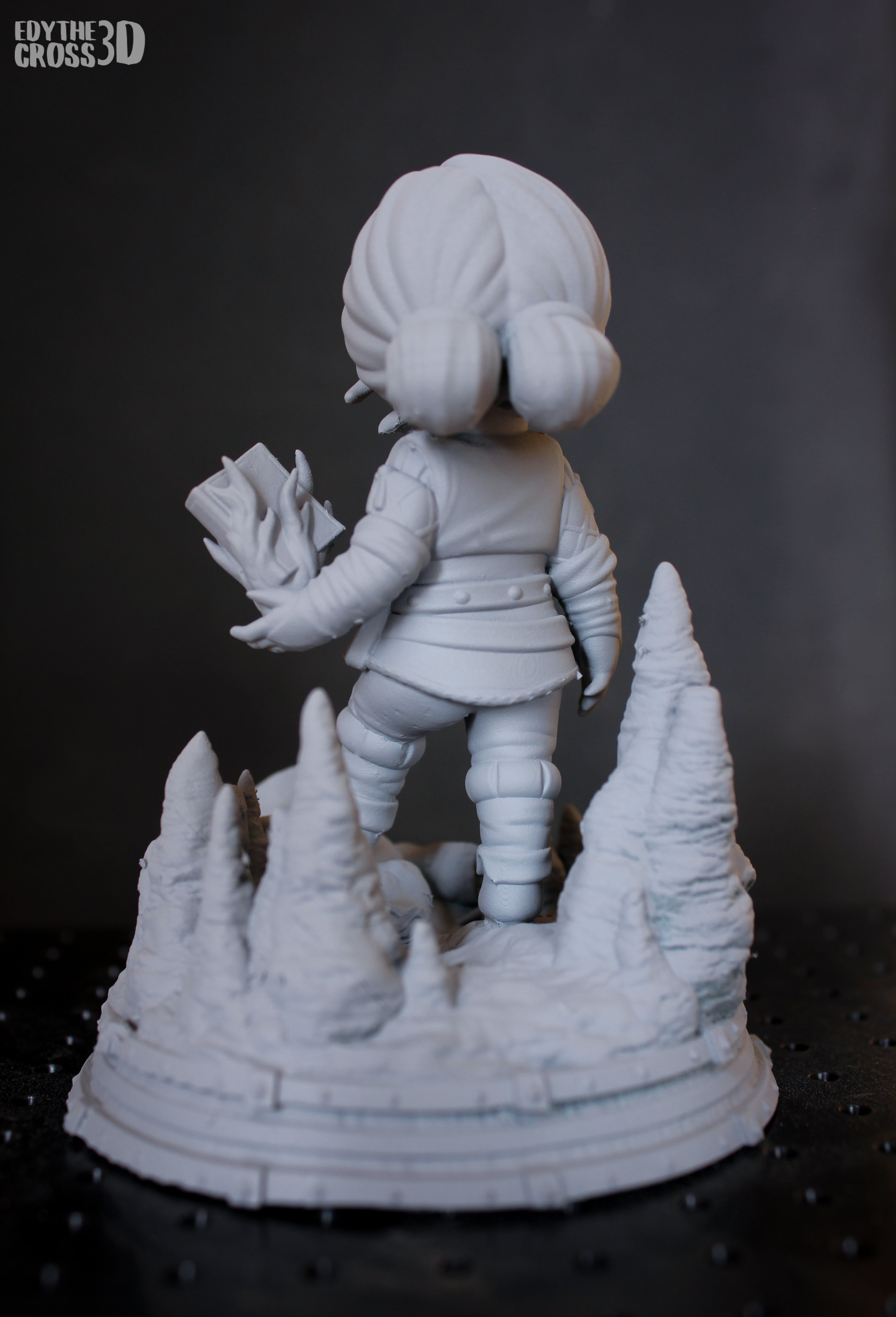 Crimson Flame Weaver | Chibi Unpainted Resin Kit Model